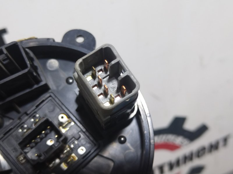 Блок управления зеркалами, 1000 рублей, Красноярск