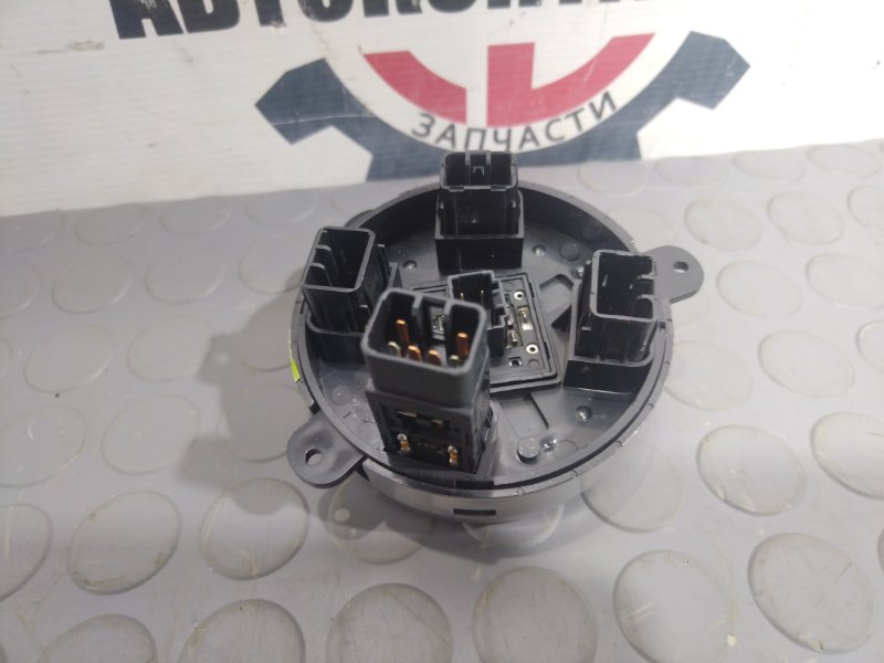 Блок управления зеркалами, 1000 рублей, Красноярск