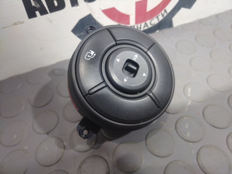 Блок управления зеркалами, 1000 рублей, Красноярск