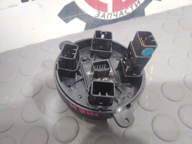 Блок управления зеркалами, 1000 рублей, Красноярск