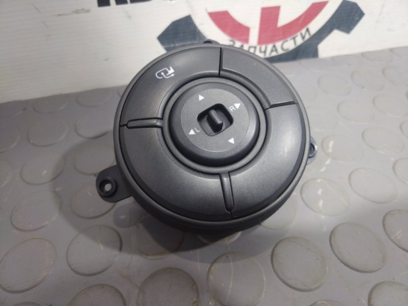 Блок управления зеркалами, 1000 рублей, Красноярск