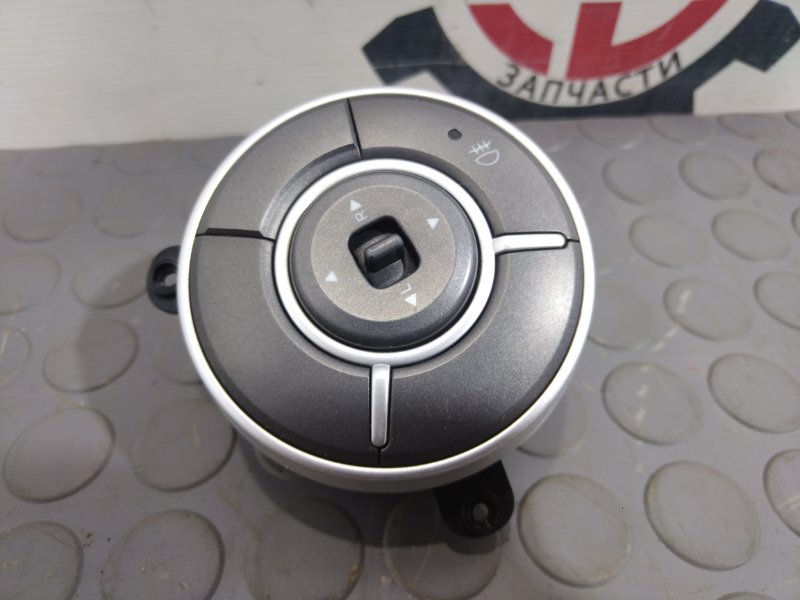 Блок управления зеркалами, 1000 рублей, Красноярск