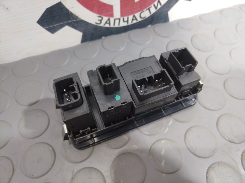 Блок управления зеркалами, 500 рублей, Красноярск