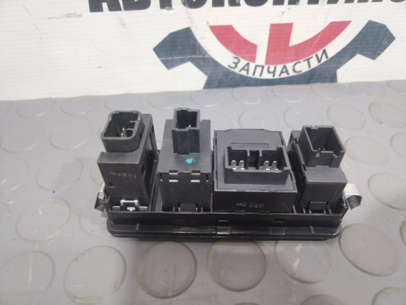 Блок управления зеркалами, 500 рублей, Красноярск