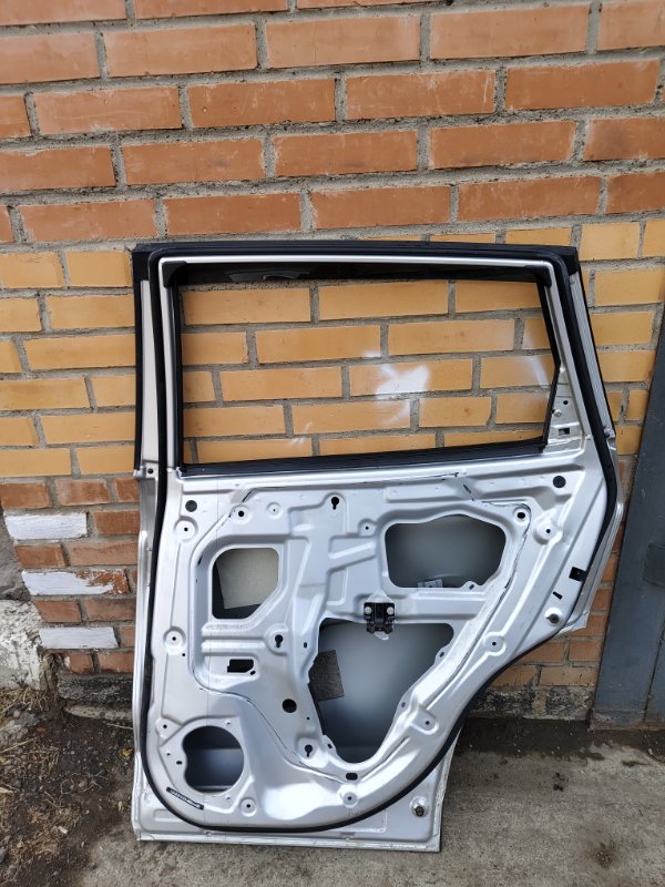 Дверь боковая, 29000 рублей, Красноярск