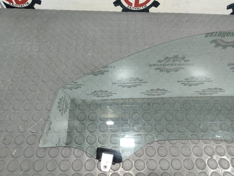 Стекло боковое, 5000 рублей, Красноярск