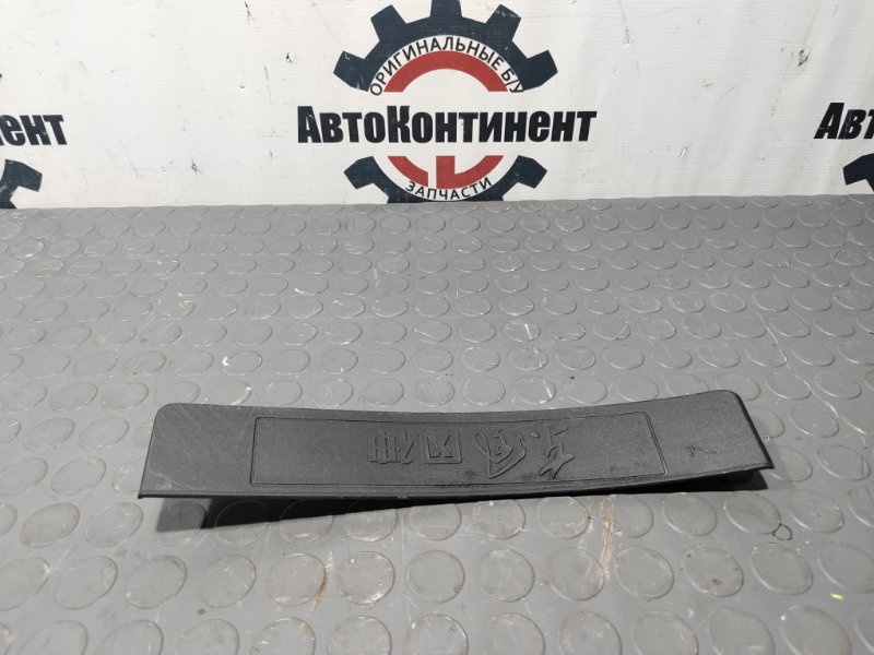 Накладка на порог салона, 450 рублей, Красноярск