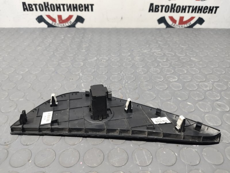 Накладка на торпедо, 300 рублей, Красноярск