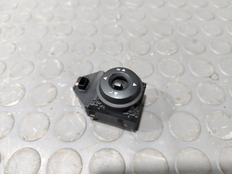 Блок управления зеркалами, 1000 рублей, Красноярск