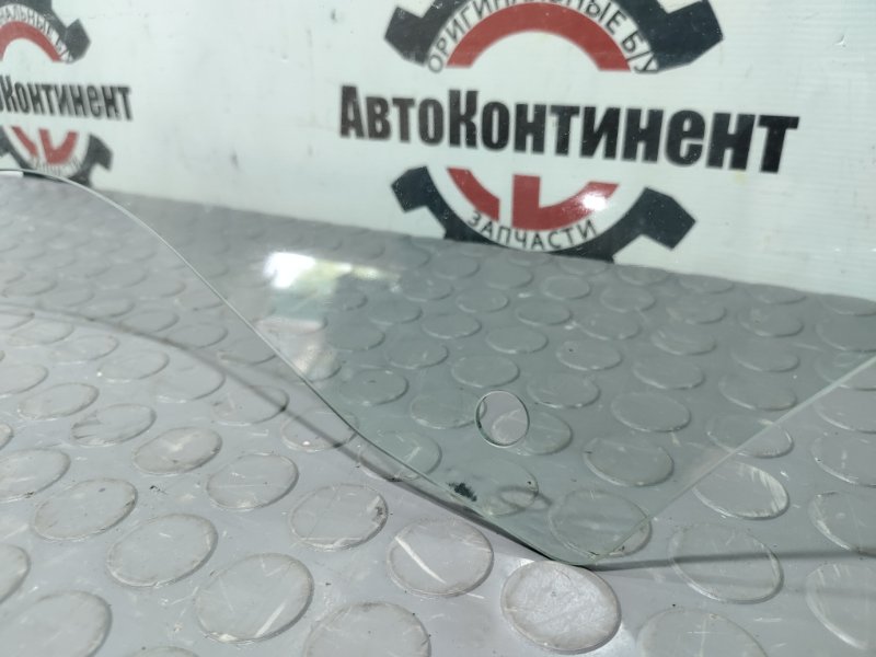 Стекло боковое, 3900 рублей, Красноярск