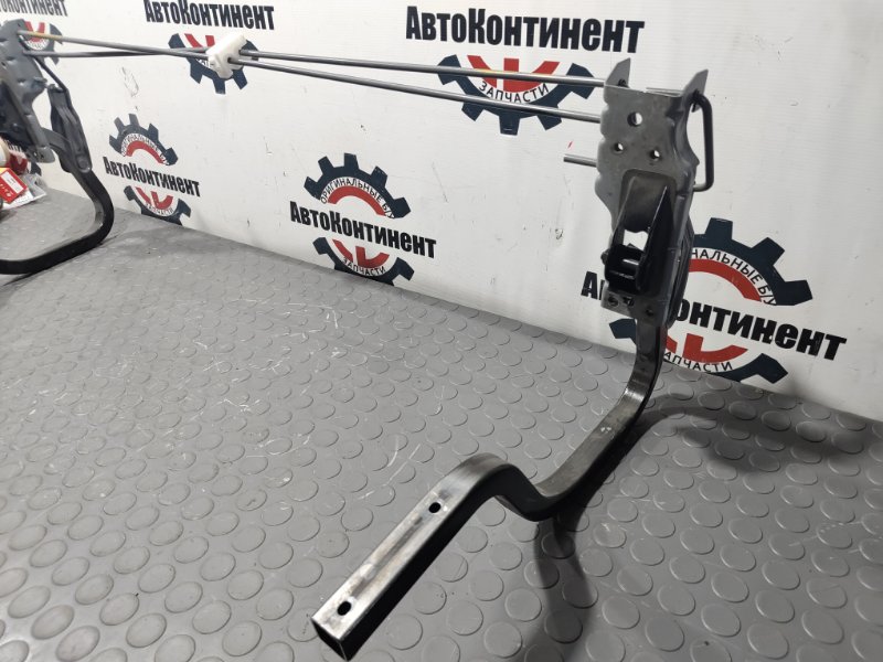 Петля крышки багажника, 9000 рублей, Красноярск