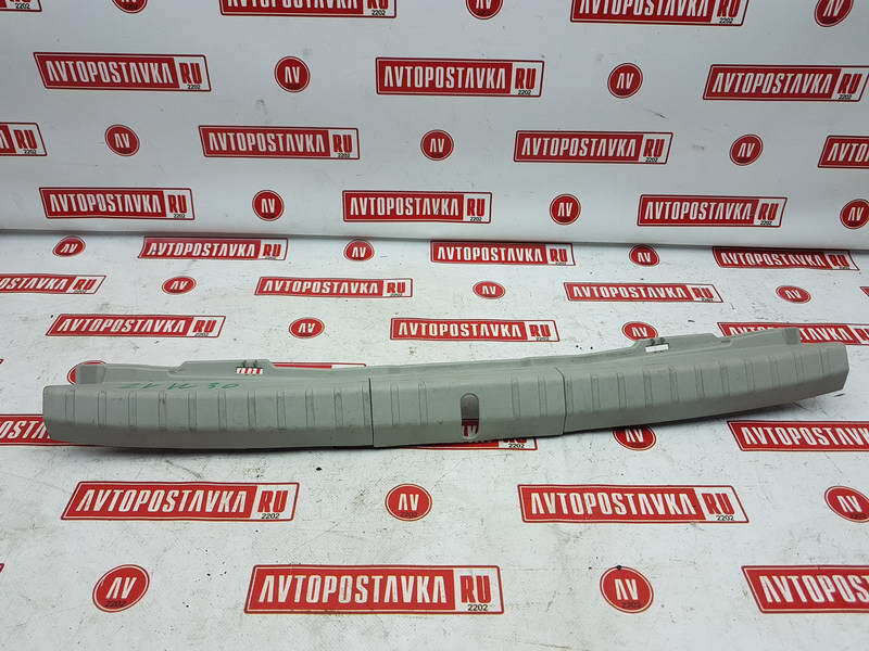 Накладка багажника, 500 рублей, Красноярск