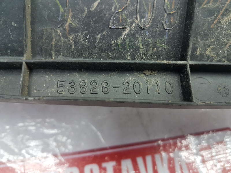 Накладка крыла, 300 рублей, Красноярск