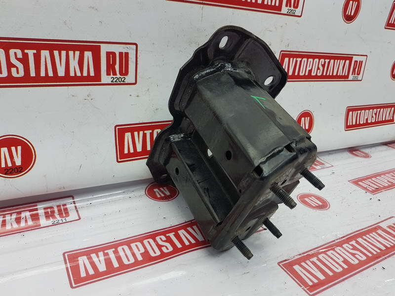 Кронштейн усилителя бампера, 900 рублей, Красноярск