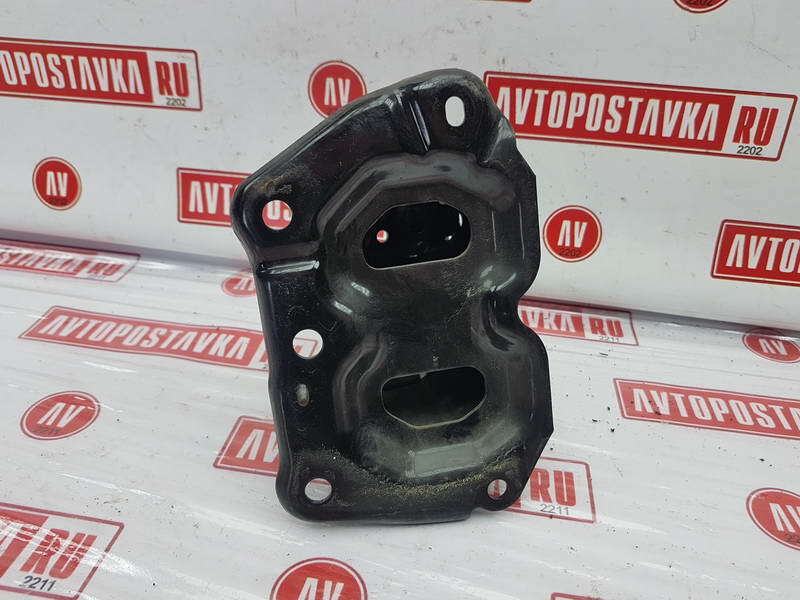 Кронштейн усилителя бампера, 900 рублей, Красноярск