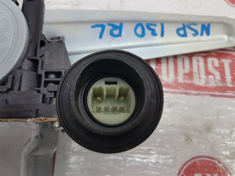 Стеклоподъемник, 500 рублей, Красноярск