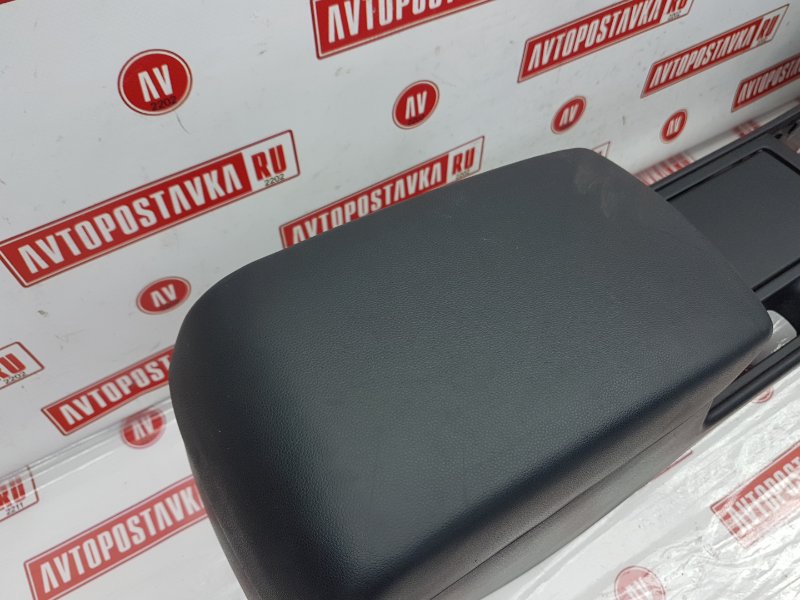 Подлокотник, 1000 рублей, Красноярск