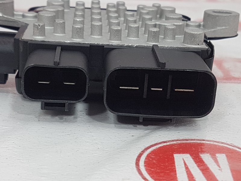 Блок управления вентиляторами радиатора, 2500 рублей, Красноярск