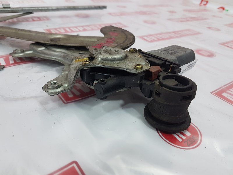 Стеклоподъемник, 400 рублей, Красноярск