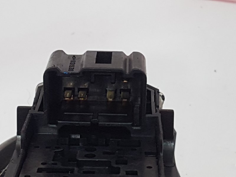 Блок управления стеклоподъемниками, 300 рублей, Красноярск