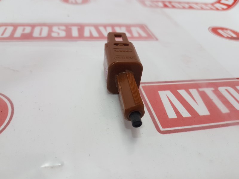 Концевик педали тормоза, 500 рублей, Красноярск