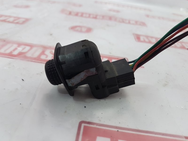 Блок управления зеркалами, 300 рублей, Красноярск