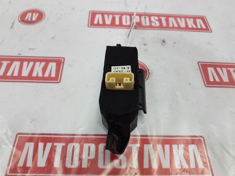 Блок управления стеклоподъемниками, 300 рублей, Красноярск