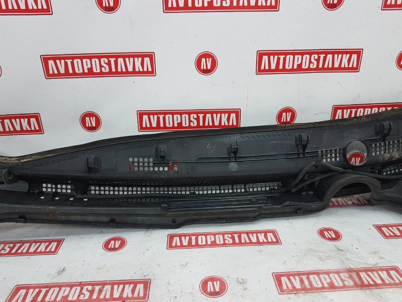Решетка под лобовое стекло, 1000 рублей, Красноярск