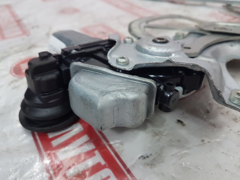 Стеклоподъемник, 1000 рублей, Красноярск