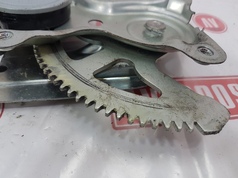 Стеклоподъемник, 500 рублей, Красноярск