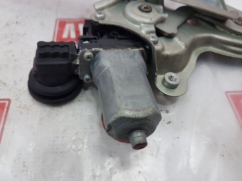 Стеклоподъемник, 500 рублей, Красноярск