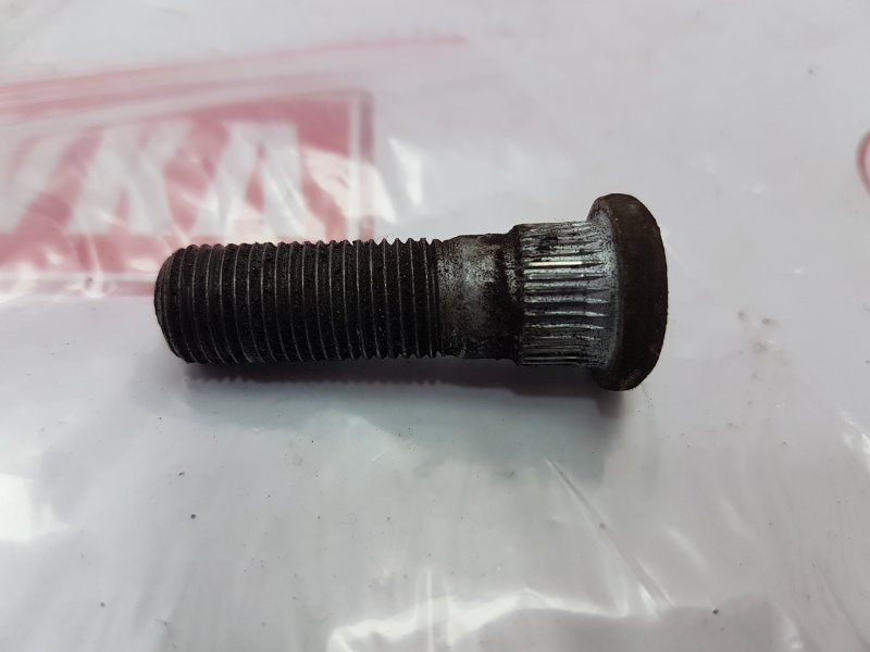 Шпилька колесная, 150 рублей, Красноярск