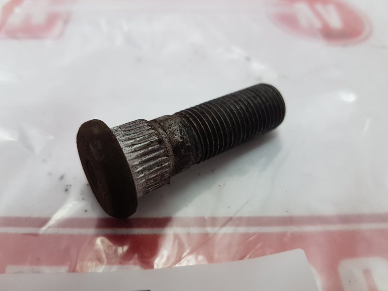 Шпилька колесная, 150 рублей, Красноярск