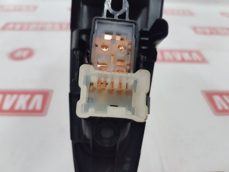 Блок управления стеклоподъемниками, 500 рублей, Красноярск