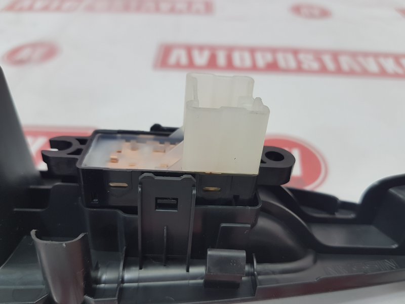 Блок управления стеклоподъемниками, 500 рублей, Красноярск