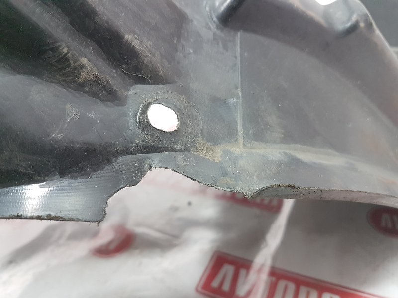 Подкрылок, 1600 рублей, Красноярск