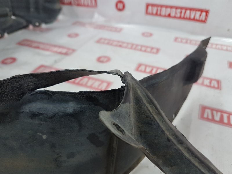 Подкрылок, 1000 рублей, Красноярск