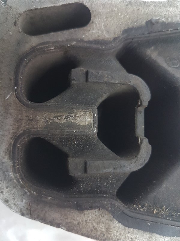 Подушка двигателя, 1400 рублей, Красноярск