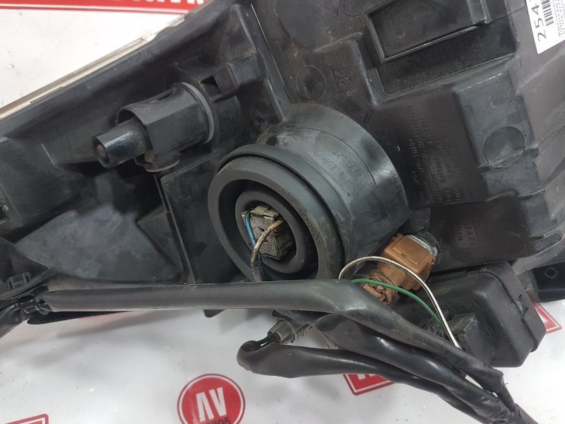 Фара галогеновая, 2000 рублей, Красноярск