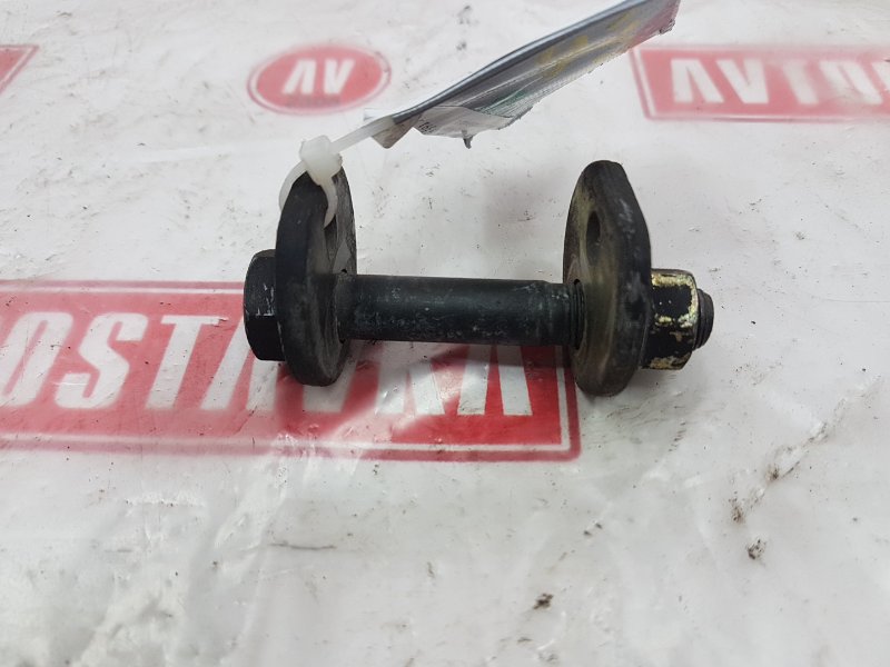 Болт развальный, 500 рублей, Красноярск