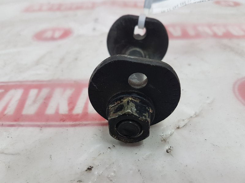 Болт развальный, 500 рублей, Красноярск