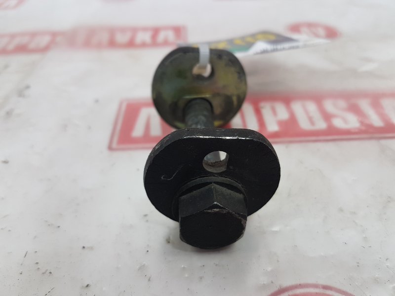 Болт развальный, 500 рублей, Красноярск