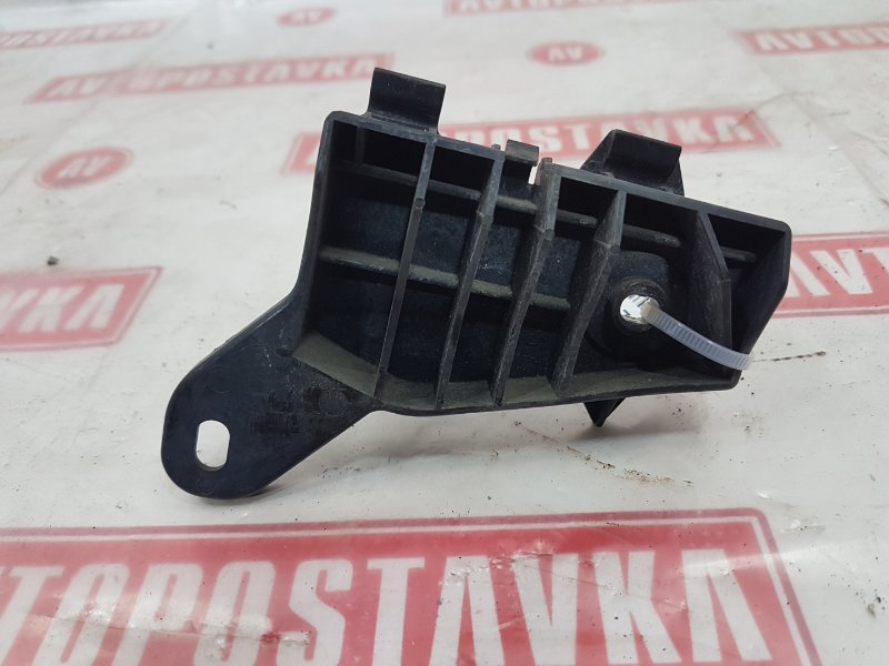 Клипса бампера, 500 рублей, Красноярск