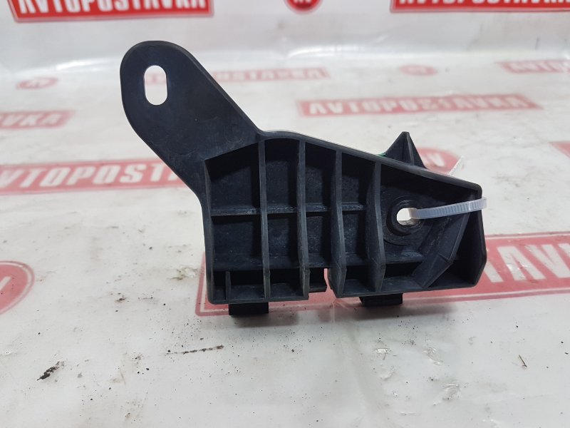 Клипса бампера, 500 рублей, Красноярск