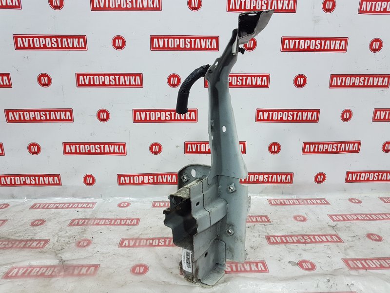 Кронштейн усилителя бампера, 2000 рублей, Красноярск