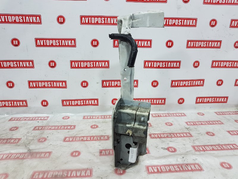 Кронштейн усилителя бампера, 2000 рублей, Красноярск