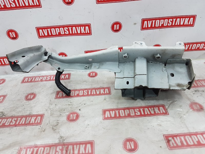 Кронштейн усилителя бампера, 2000 рублей, Красноярск