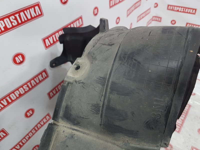 Подкрылок, 2000 рублей, Красноярск