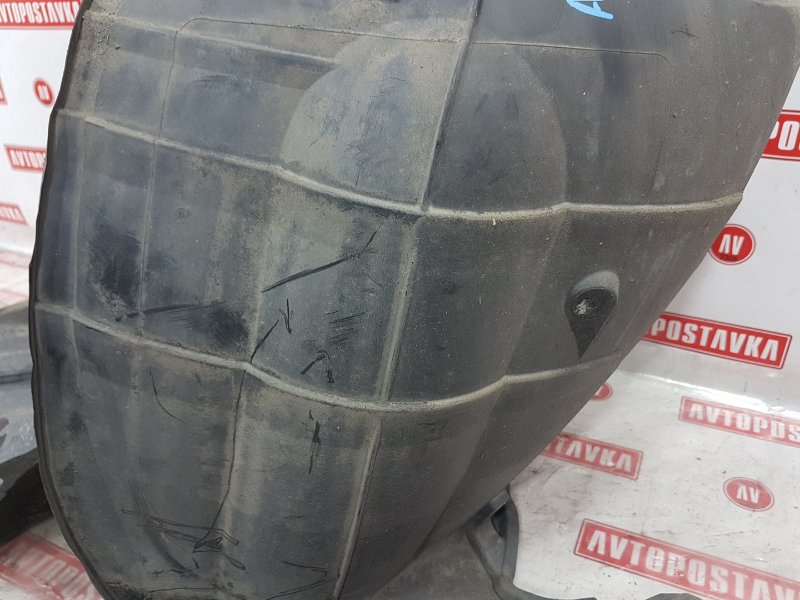 Подкрылок, 2000 рублей, Красноярск