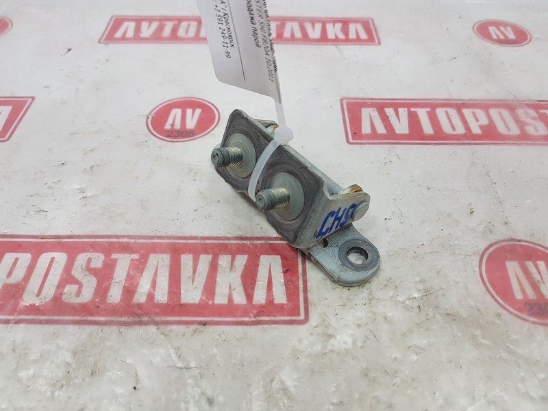 Петля двери багажника, 400 рублей, Красноярск